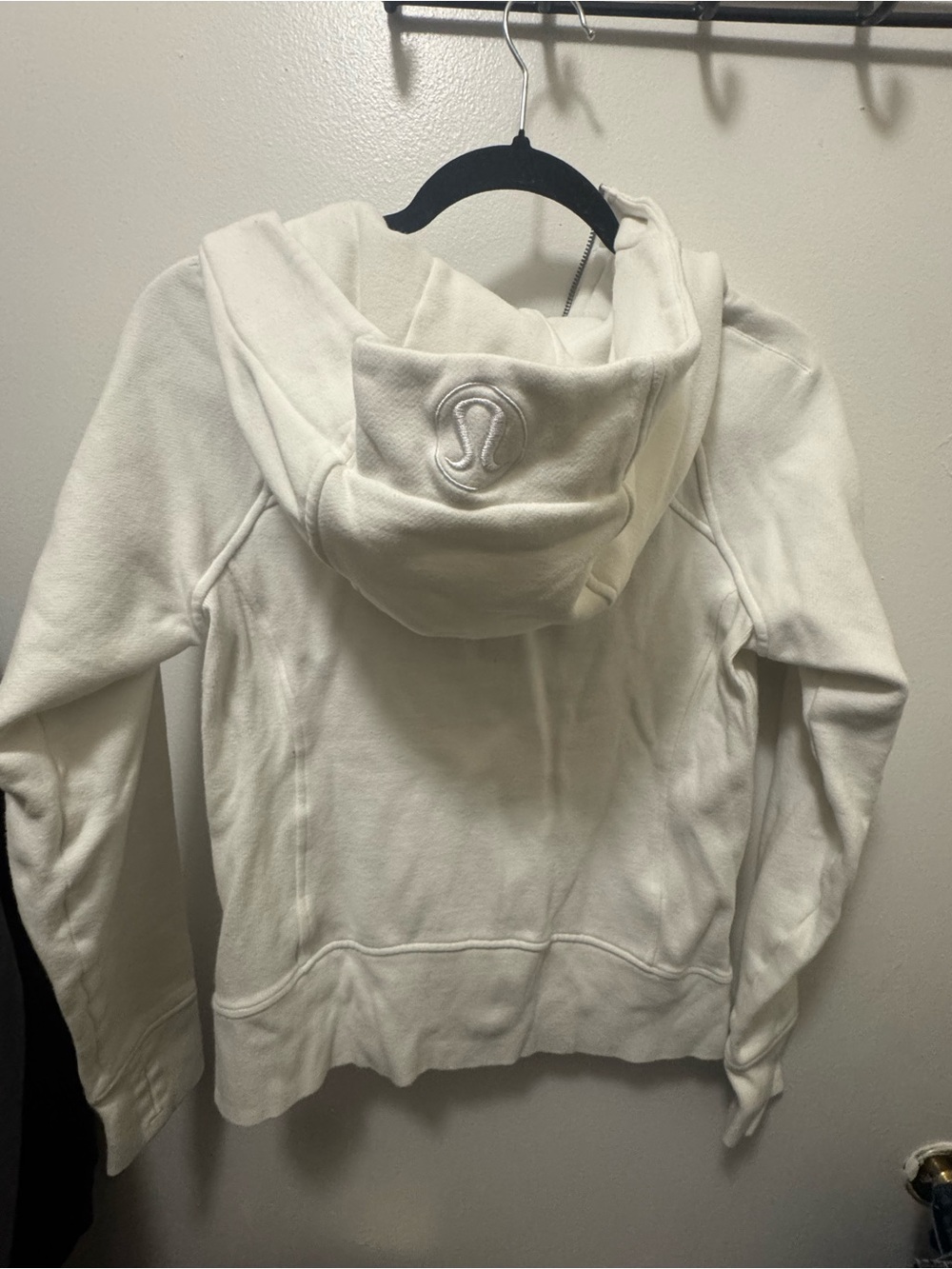 Lululemon jacket - Picture 2 of 2